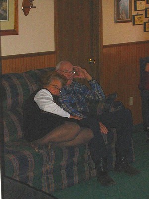 grandmagrandpa1.jpg (31210 bytes)